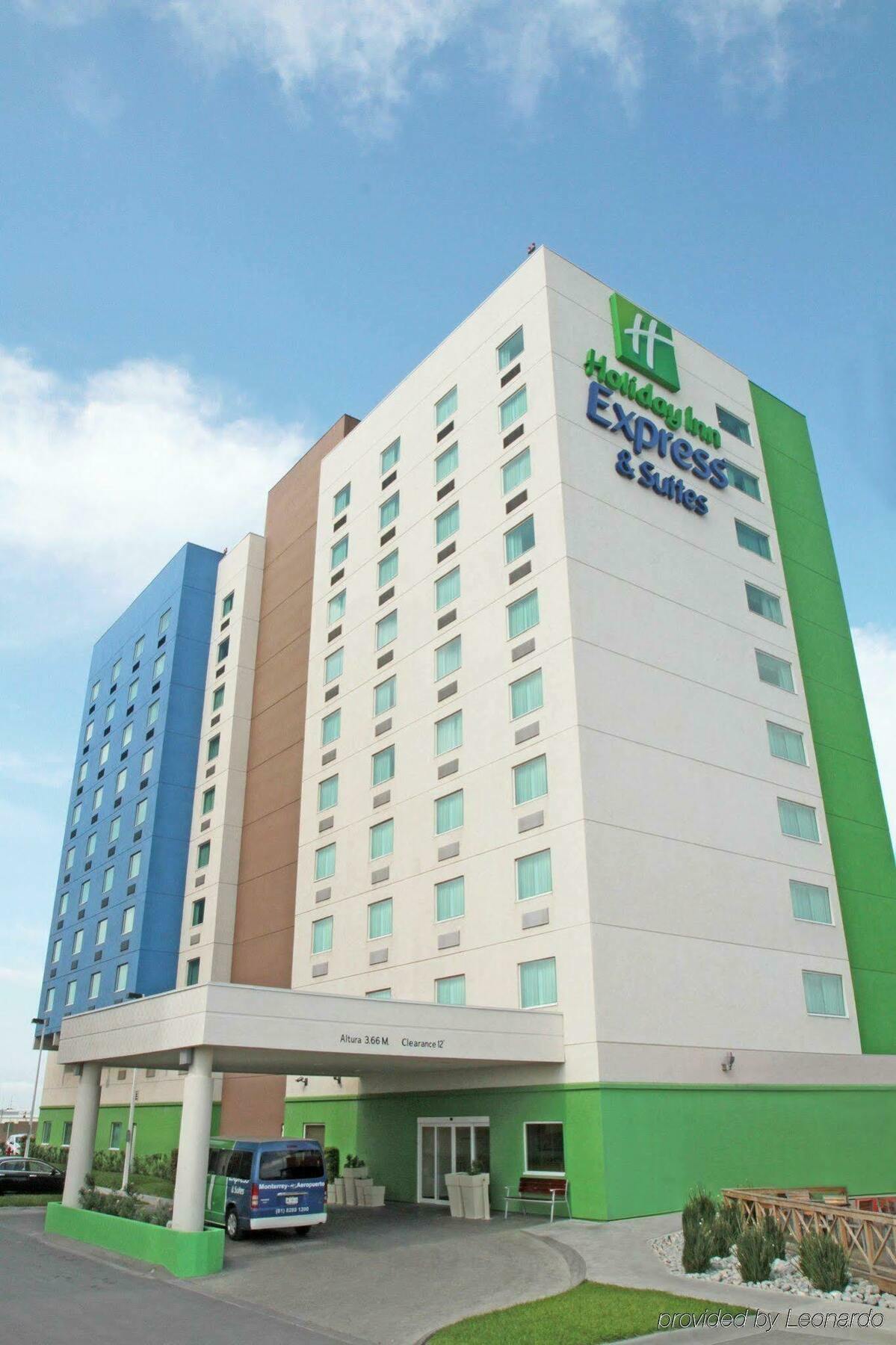 Holiday Inn Express & Suites Monterrey Aeropuerto By Ihg Apodaca Exterior photo